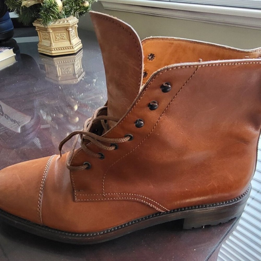 Gucci Mens size 10.5 Gucci LIght Brown Leather Cap Toe Chukka Boot Never Worn - Picture 10 of 13